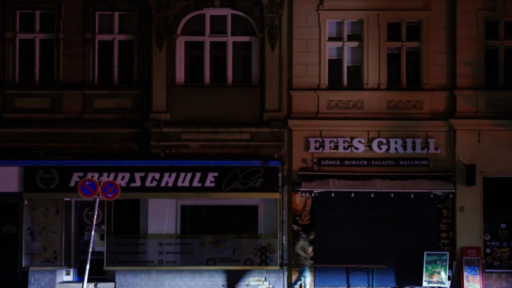 Stuttgart amanece sin luz Stuttgart amanece sin luz