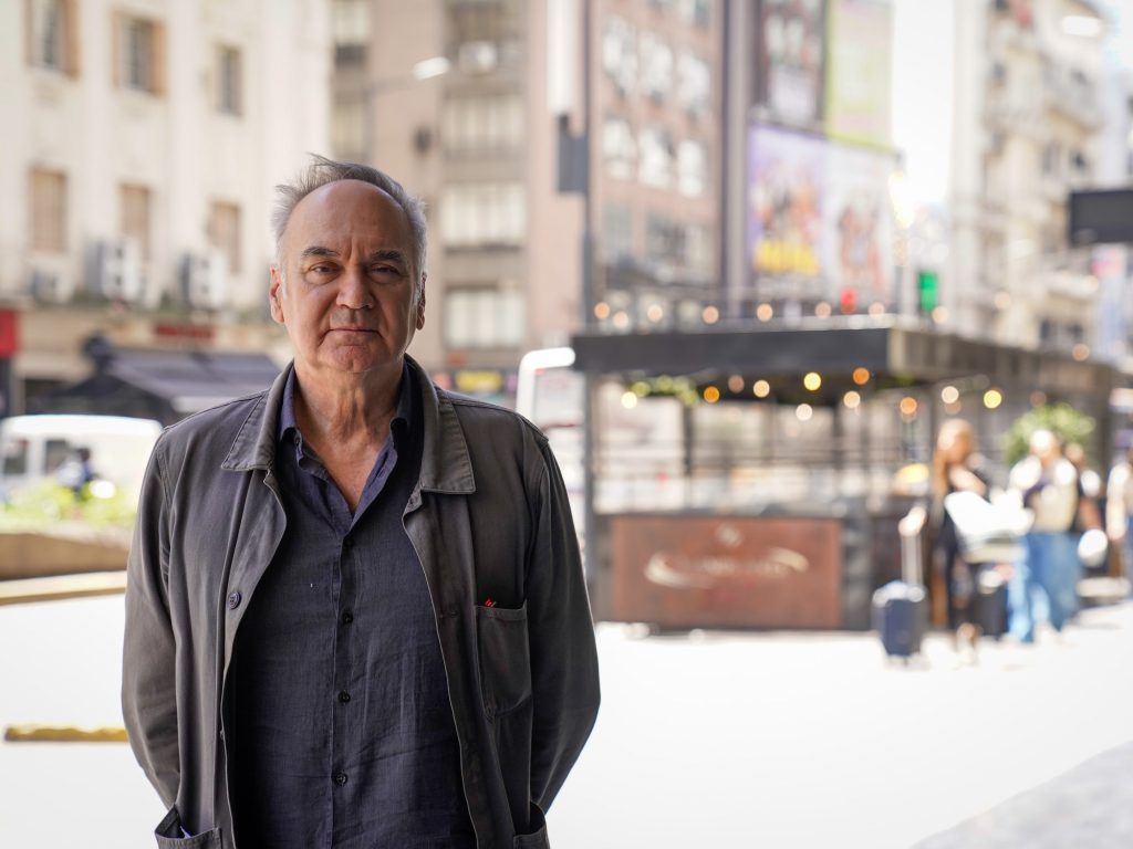 “Tengo cierta confianza en la humanidad” "Tengo cierta confianza en la humanidad"