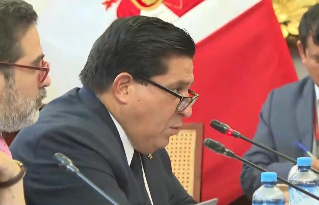 Tiburcio volvió al chifa de Zhihua Yang después de la cena secreta con el presidente