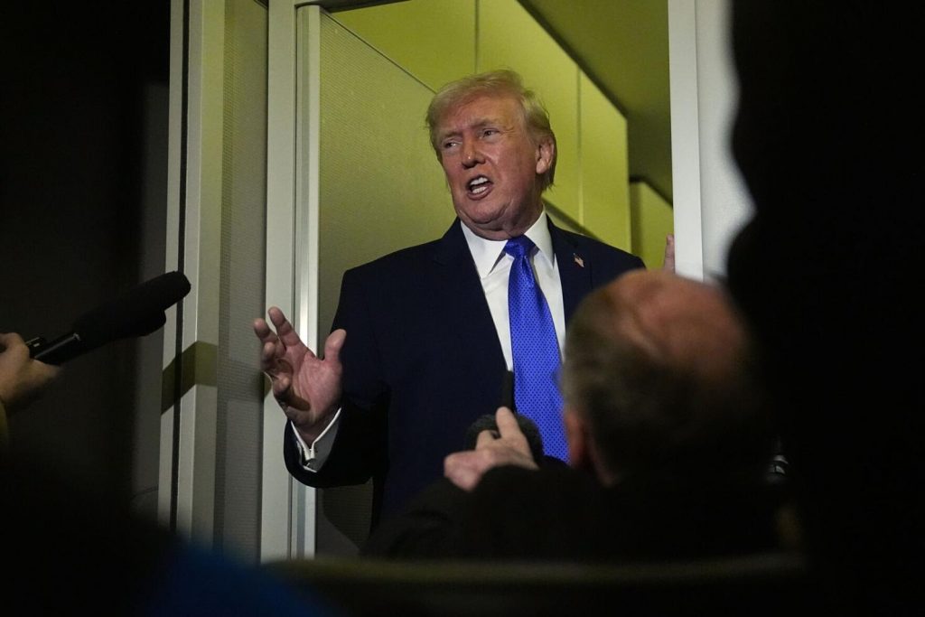 Trump entiende que defensor a Maduro es parte del show de Delcy Trump entiende que defensor a Maduro es parte del show de Delcy