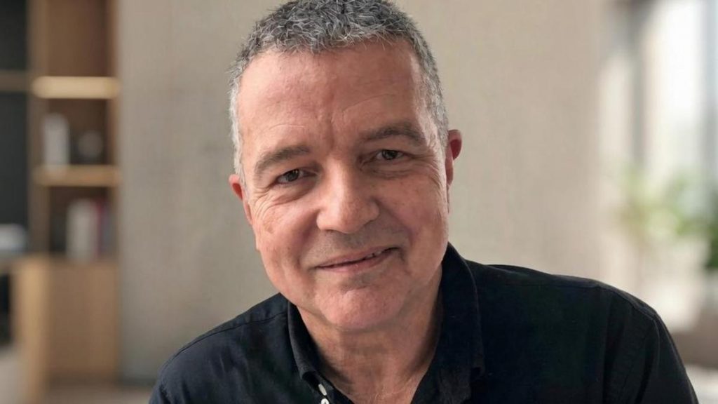 VIAJES AL ESPACIO | José Manuel Nieves, divulgador científico: "La Luna va a ser el puerto espacial de la Tierra, nos permitirá ir más lejos. Si no, es complicado ir a Marte"