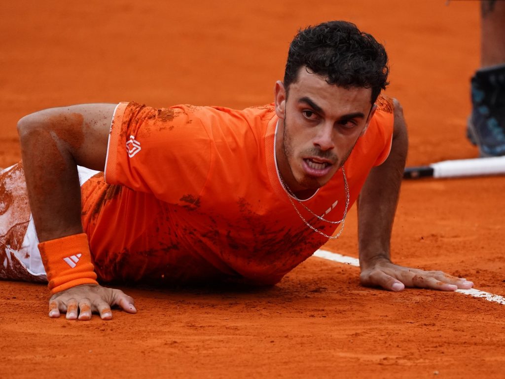 "Ya imagina a quién priorizan"