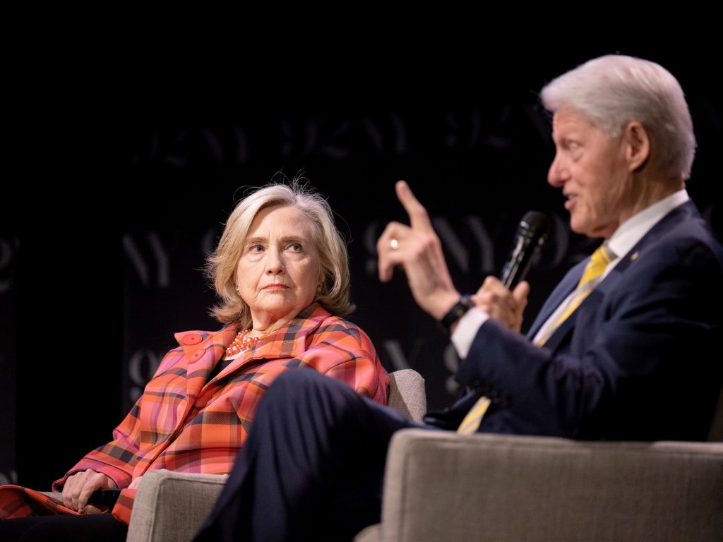 Ya tiene fecha la declaración de Bill y Hillary Clinton en el Congreso de Estados Unidos por el caso Epstein Ya tiene fecha la declaración de Bill y Hillary Clinton en el Congreso de Estados Unidos por el caso Epstein