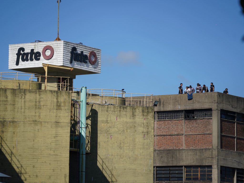 despidos, protestas y tensión en la fábrica de neumáticos hoy, 18 de febrero despidos, protestas y tensión en la fábrica de neumáticos hoy, 18 de febrero