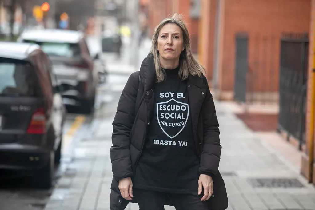 el "limbo legal" que deja al 99% de los caseros ‘okupados’ sin respuesta: "Es un callejón sin salida en el que todos se están lavando las manos." el "limbo legal" que deja al 99% de los caseros 'okupados' sin respuesta: "Es un callejón sin salida en el que todos se están lavando las manos."