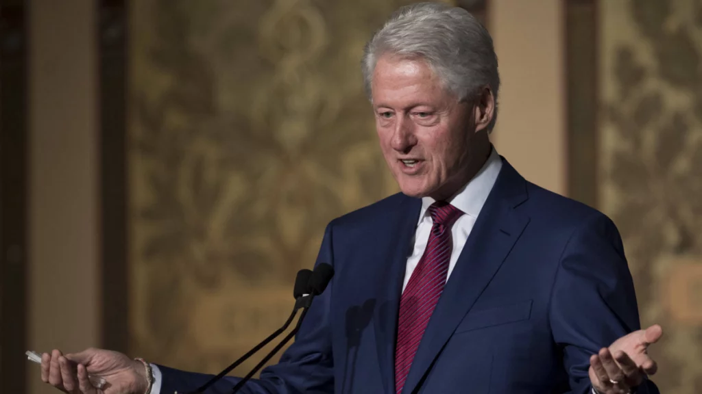 ex presidente de EE. UU. Bill Clinton y la exsecretaria de Estado Hillary Clinton testificarán ante el Congreso