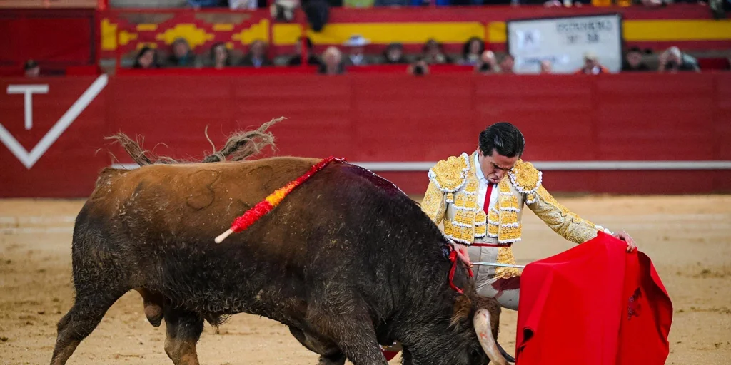 la tarde en que Valdemorillo pidió bajar la calefacción y Juan Ortega subió la temperatura la tarde en que Valdemorillo pidió bajar la calefacción y Juan Ortega subió la temperatura
