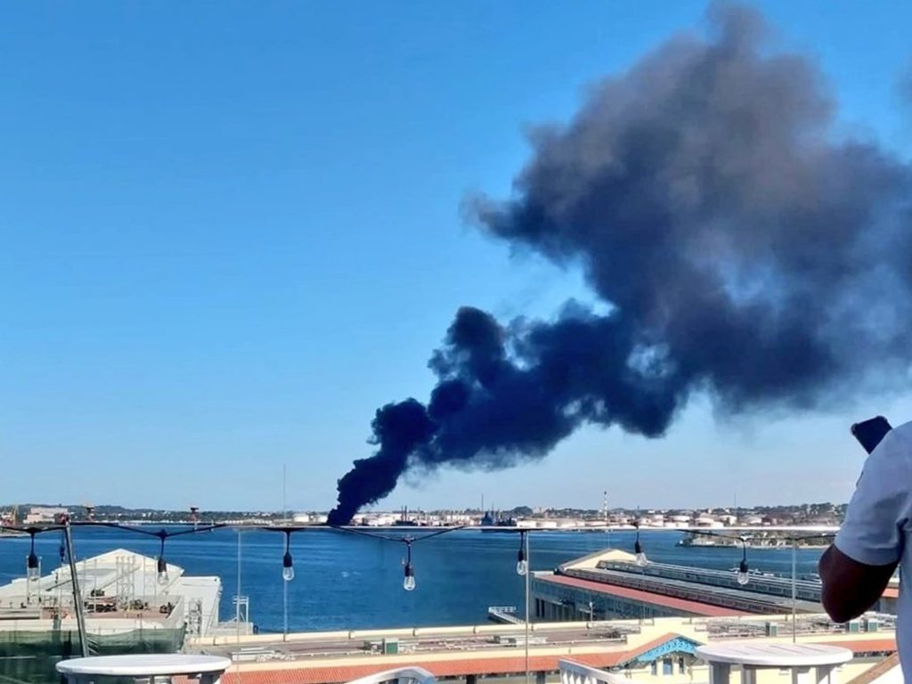 una refinería se incrementó en La Habana en medio de la crisis energética y la falta de combustible