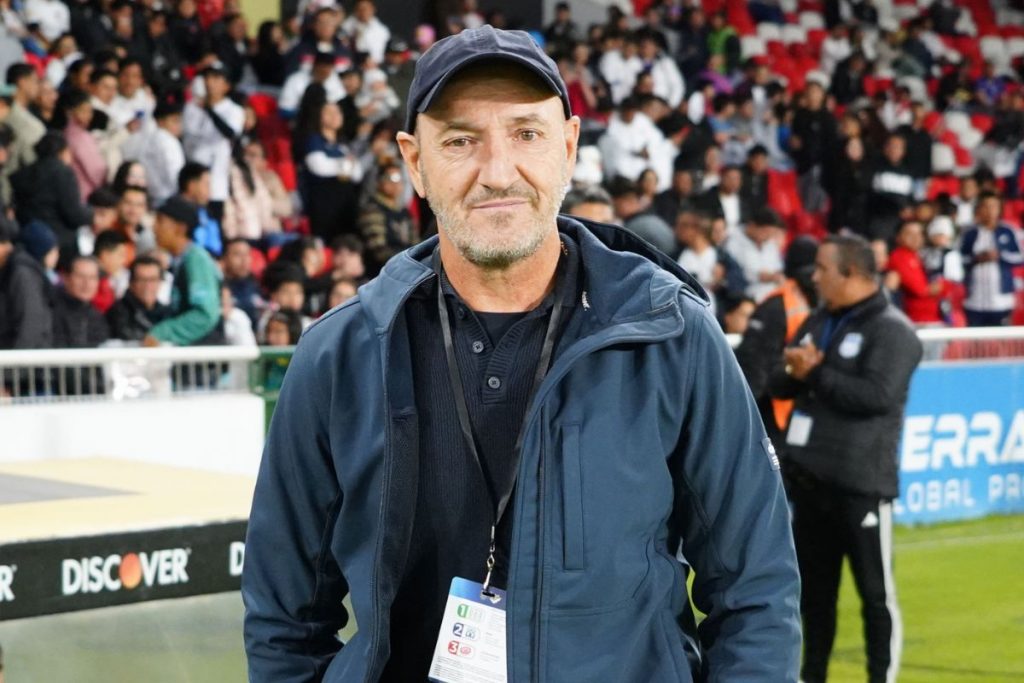 ¡Sorpresa en Emelec! Guillermo Duró no va más y deja el banquillo eléctrico ¡Sorpresa en Emelec! Guillermo Duró no va más y deja el banquillo eléctrico